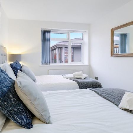 St Martins 2 Bedroom Apartments In Ruislip By 360 Stays Zewnętrze zdjęcie