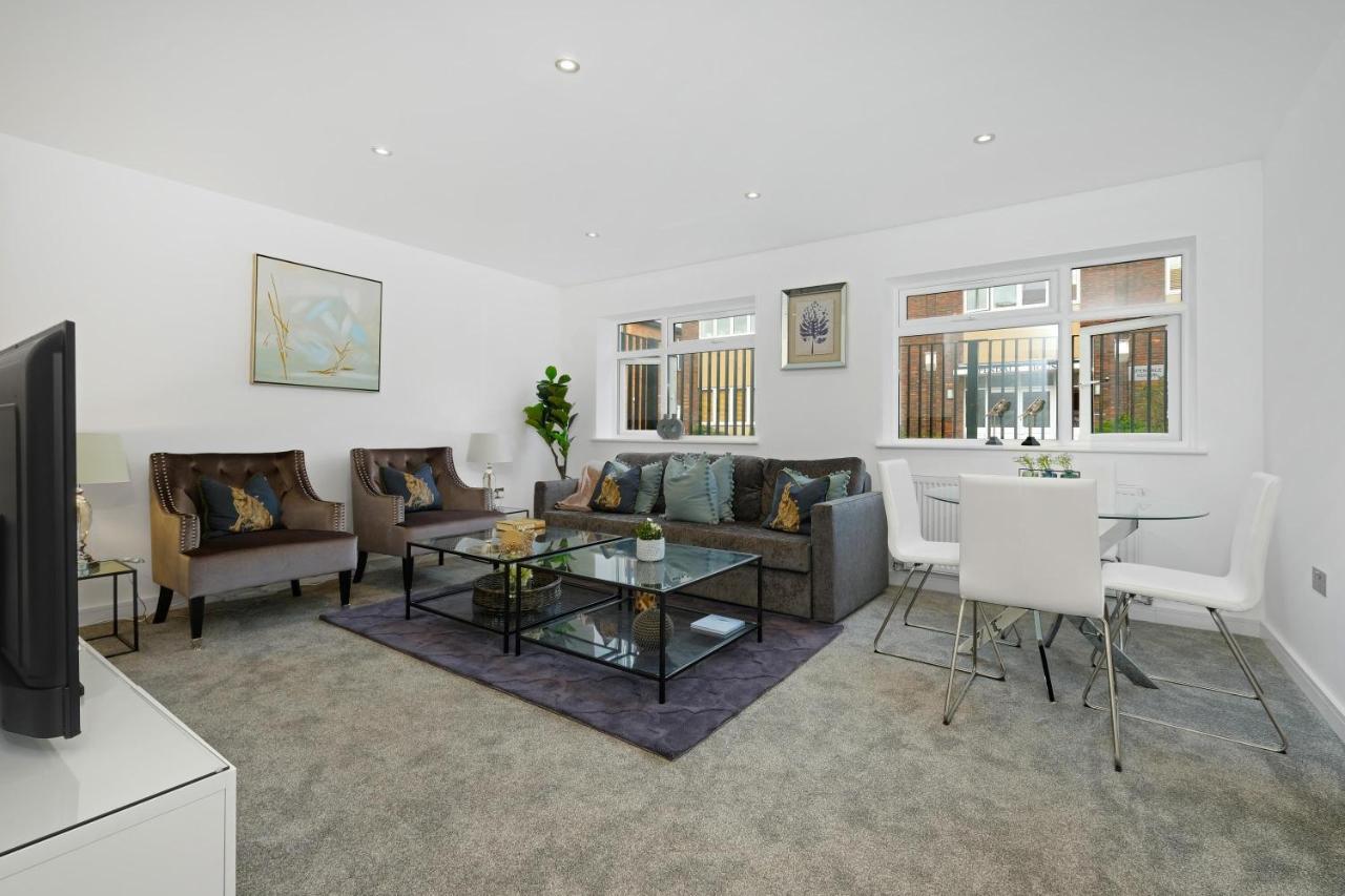 St Martins 2 Bedroom Apartments In Ruislip By 360 Stays Zewnętrze zdjęcie