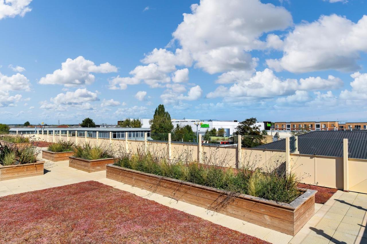 St Martins 2 Bedroom Apartments In Ruislip By 360 Stays Zewnętrze zdjęcie