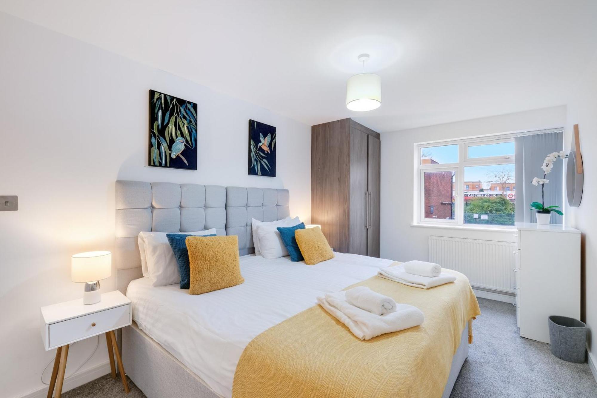 St Martins 2 Bedroom Apartments In Ruislip By 360 Stays Zewnętrze zdjęcie